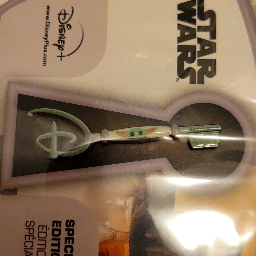 Starwars pin - Picture 3 of 3